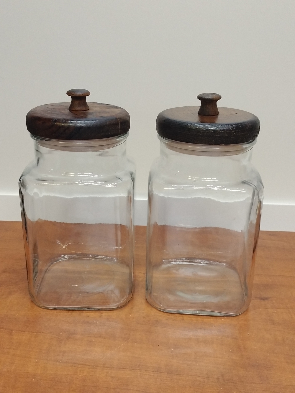 Vintage Anchor Hocking Square Glass Canister Set With Wood Lids & Rubber Gasket